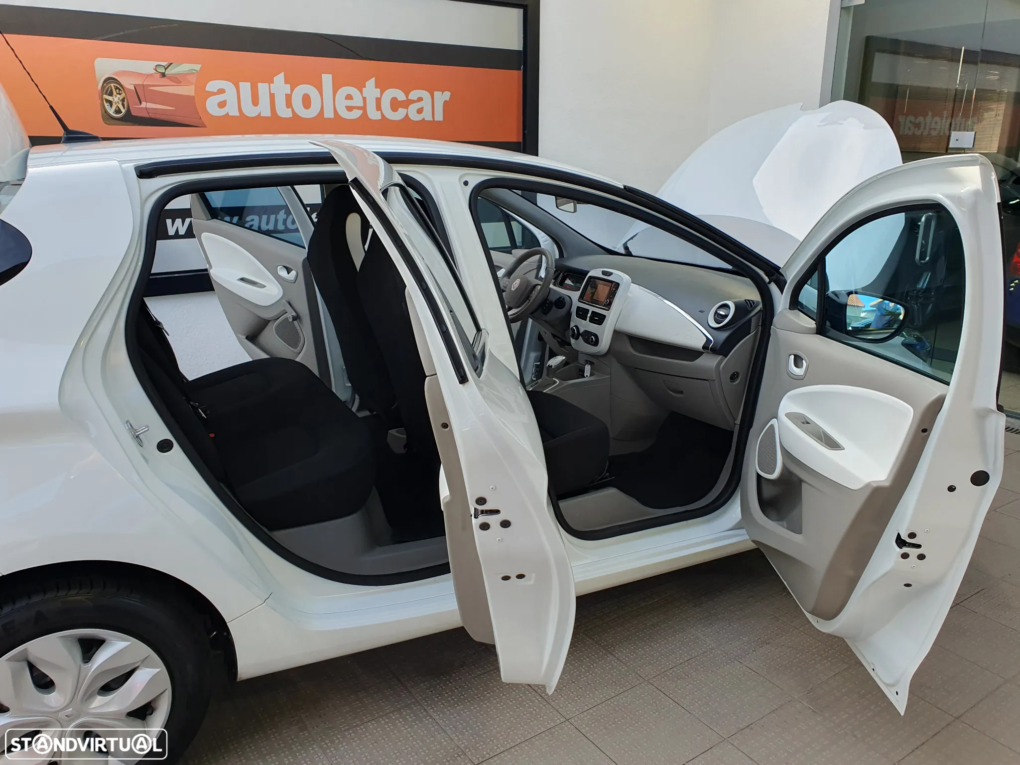 Renault Zoe (c/ Bateria) Life - 15