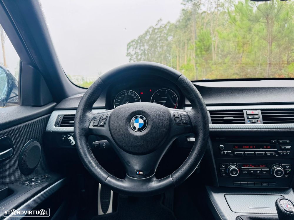 BMW 320 - 24