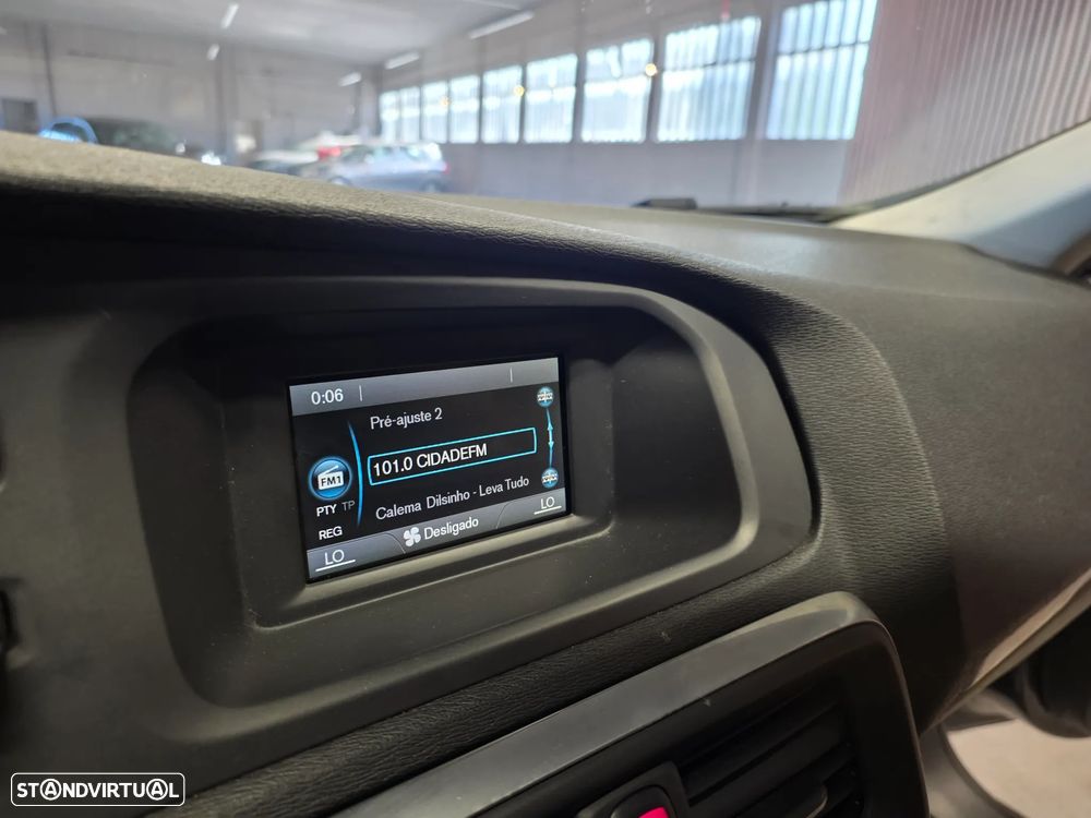 Volvo V40 D2 Summum - 15