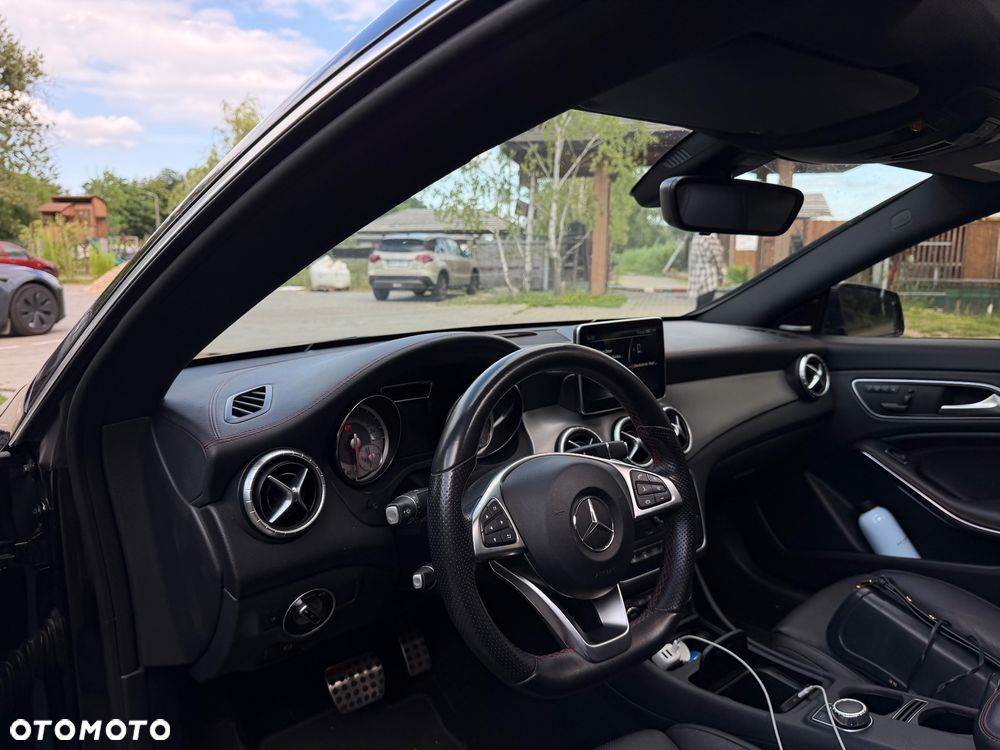 Mercedes-Benz CLA 220 d 7G-DCT AMG Line - 7