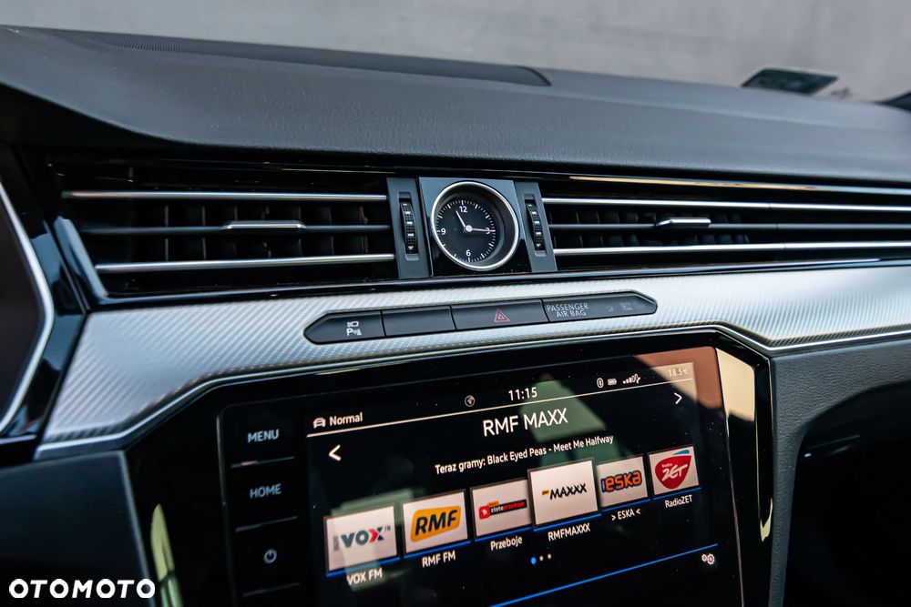 Volkswagen Passat - 17