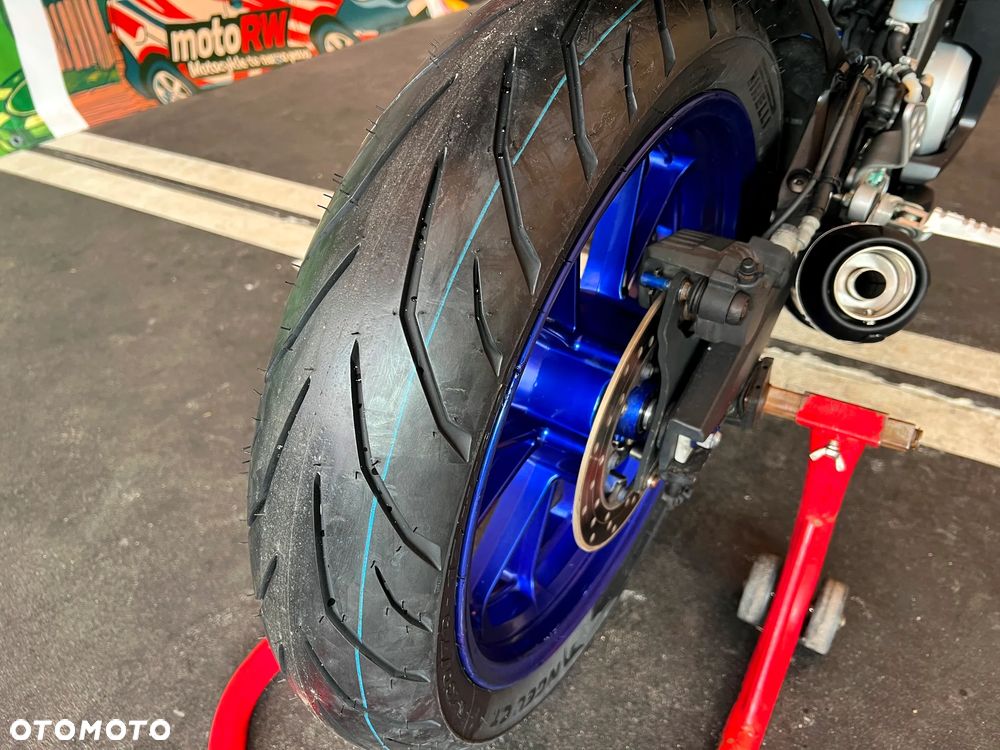 Yamaha YZF - 7