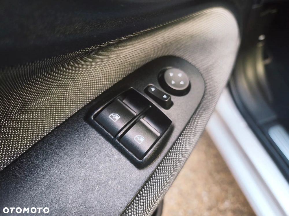 Fiat Punto Evo 1.4 8V Racing - 24