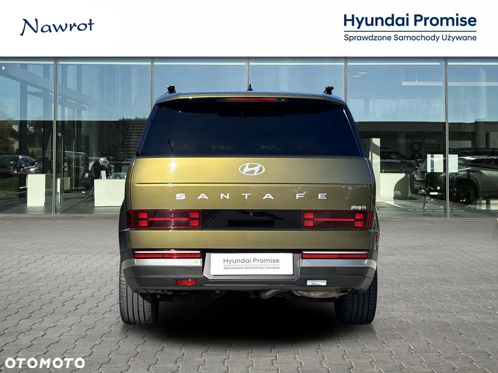 Hyundai Santa Fe - 4