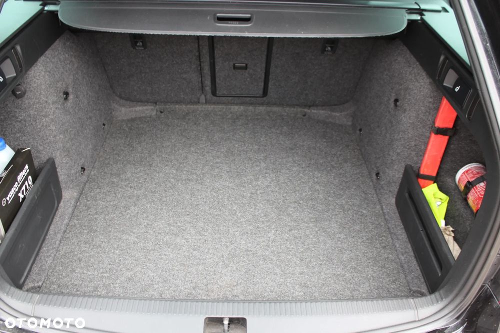 Skoda Octavia 2.0 TDI RS - 40