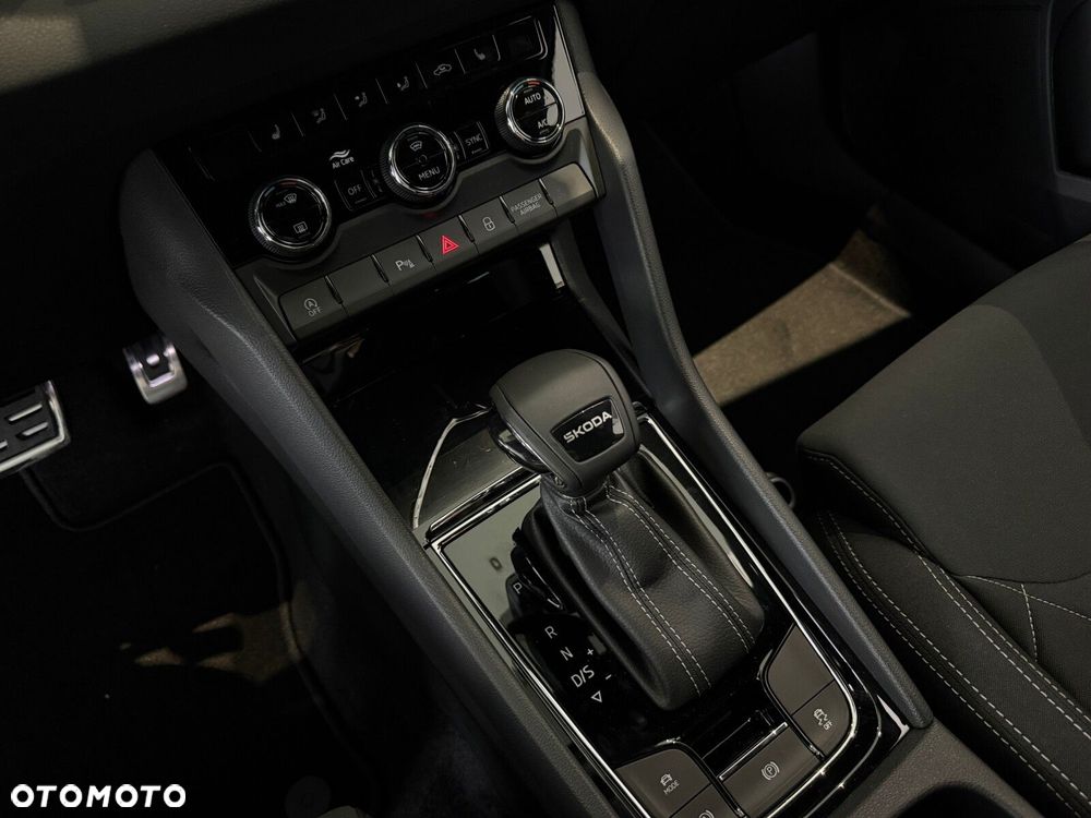 Skoda Karoq 1.5 TSI ACT Sportline DSG - 20