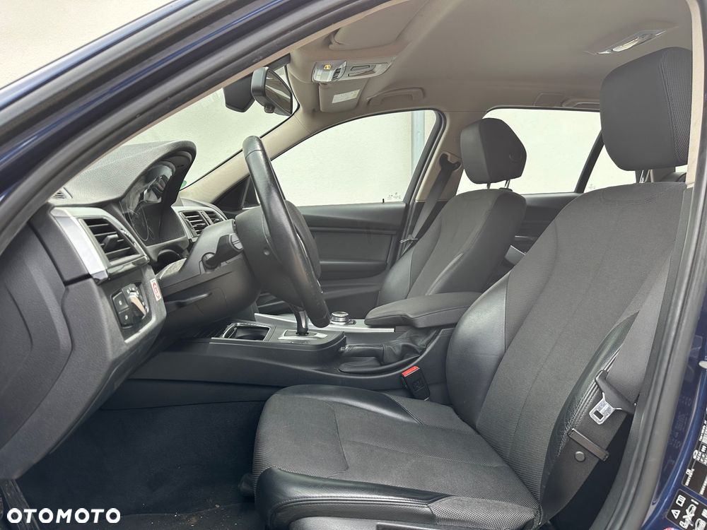 BMW Seria 3 320d Advantage sport - 17