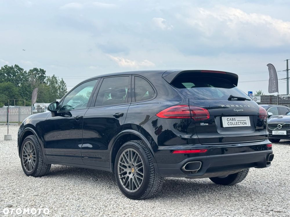 Porsche Cayenne - 6