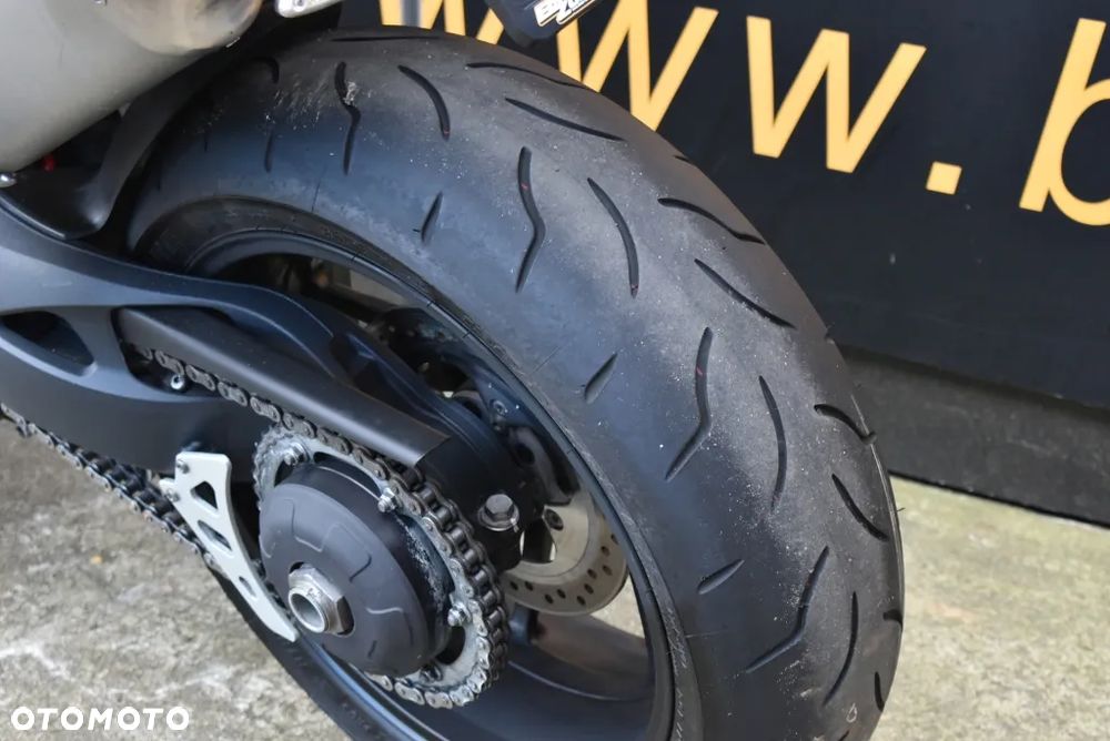 Triumph Speed Triple - 17