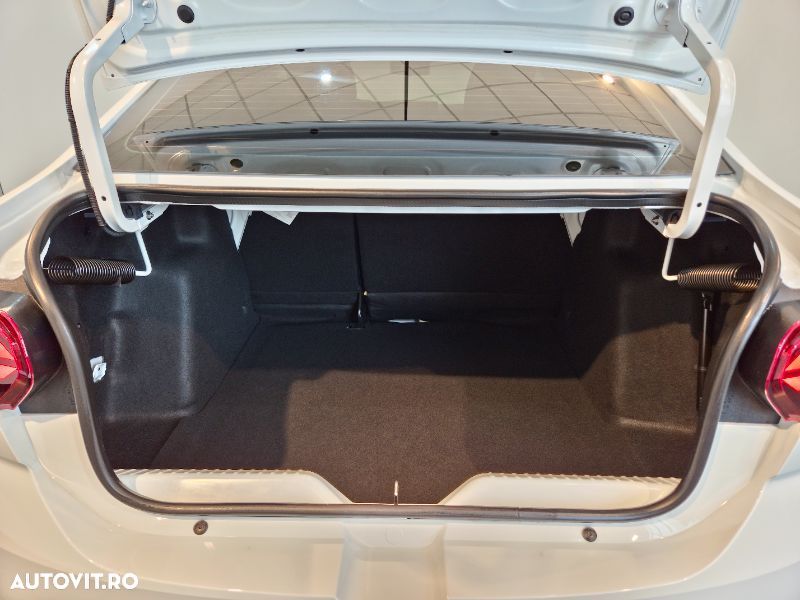 Dacia Logan TCe 90 MT5 Expression - 10