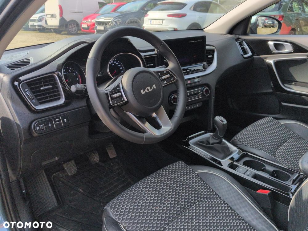 Kia Ceed 1.5 T-GDI Tribute - 9