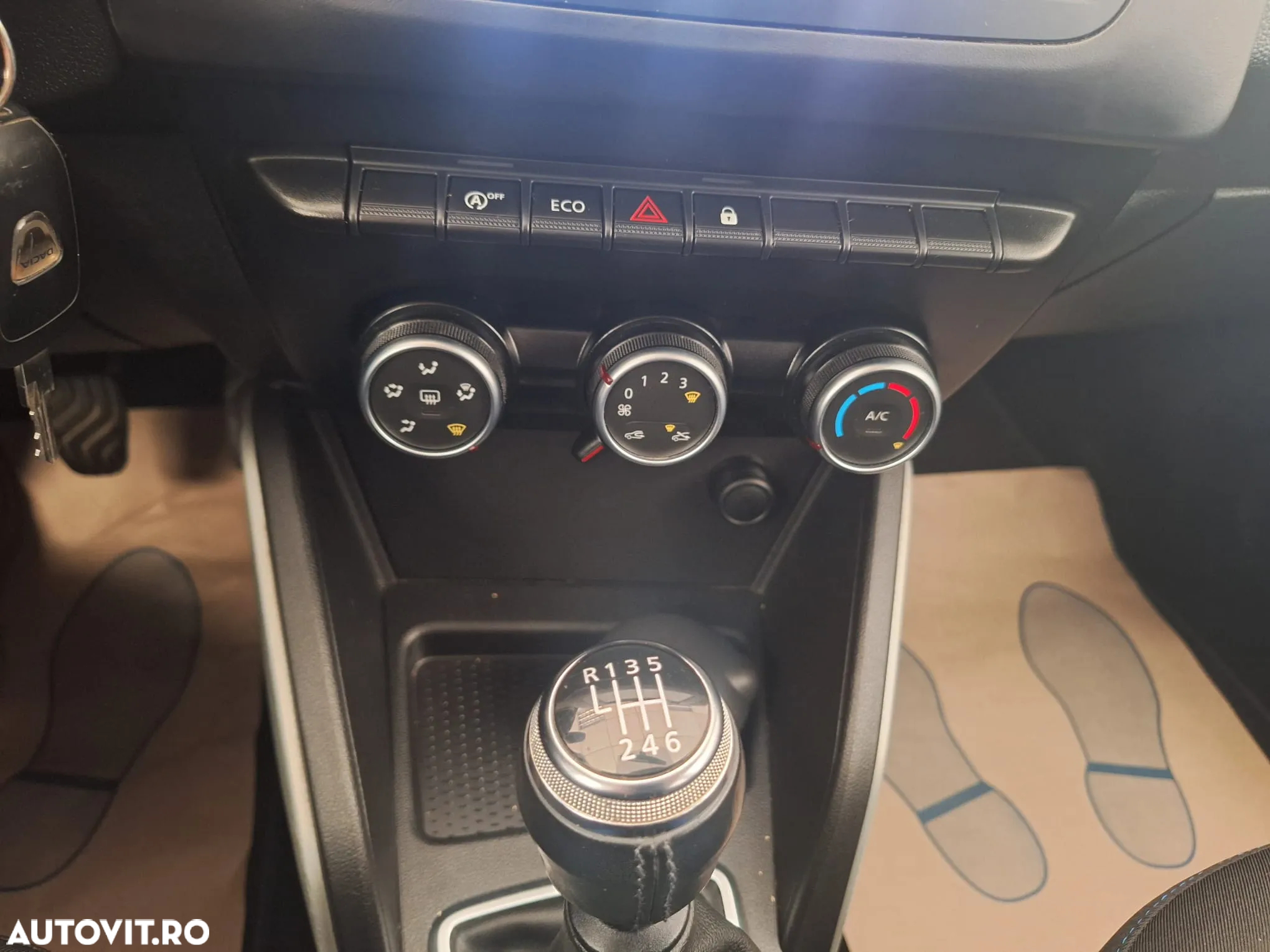 Dacia Duster ECO-G 100 SL BlueLine - 13