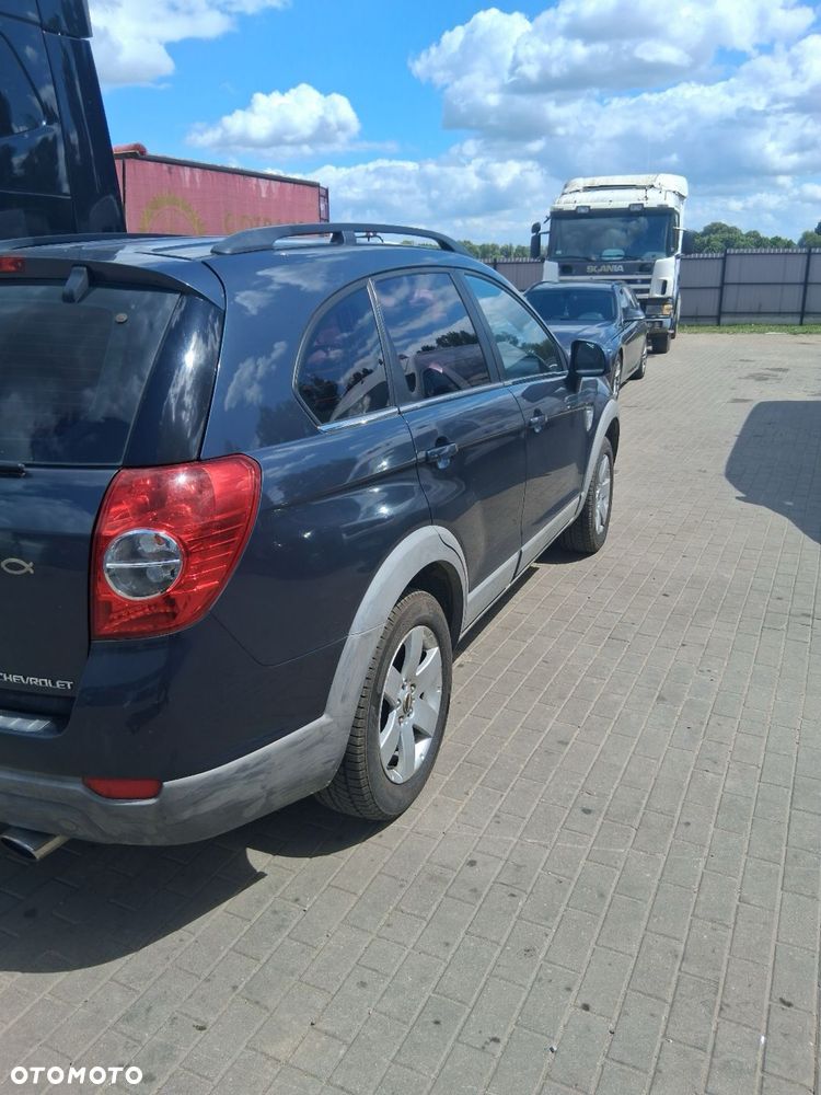 Chevrolet Captiva - 4