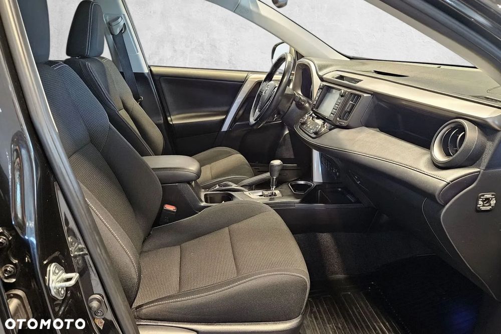Toyota RAV4 Hybrid Style 4x2 - 15