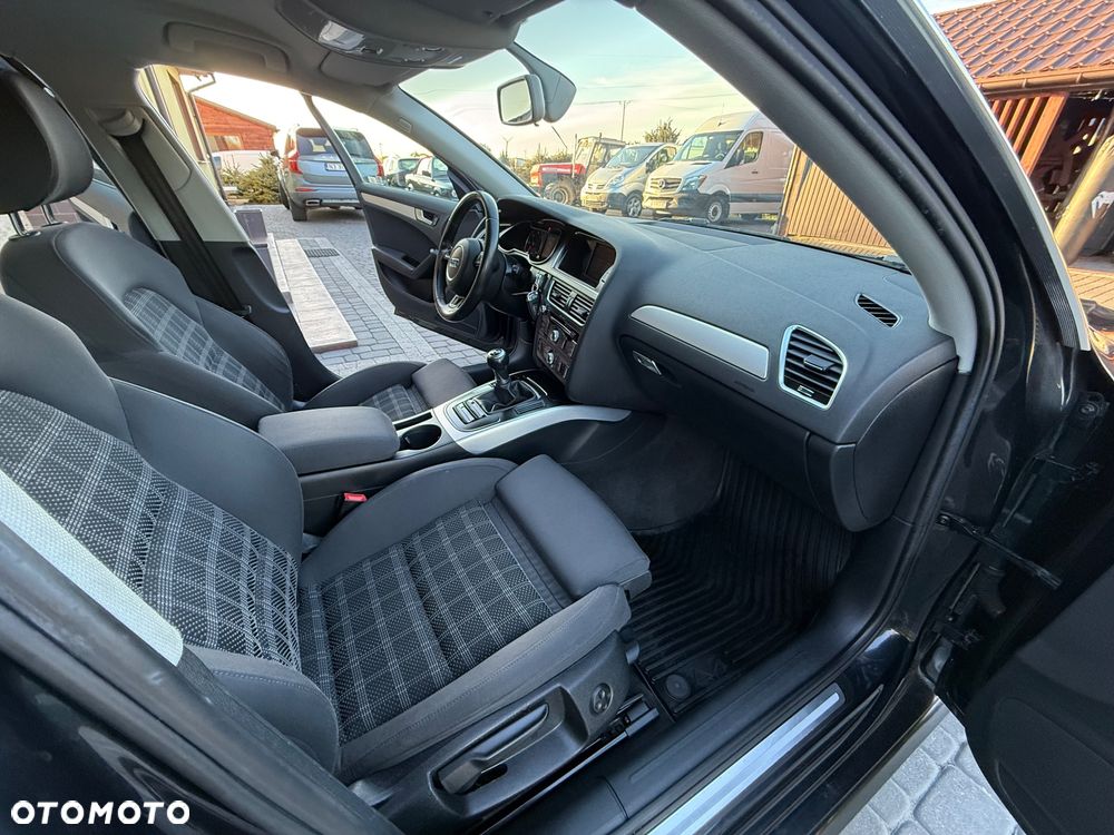 Audi A4 Avant - 11