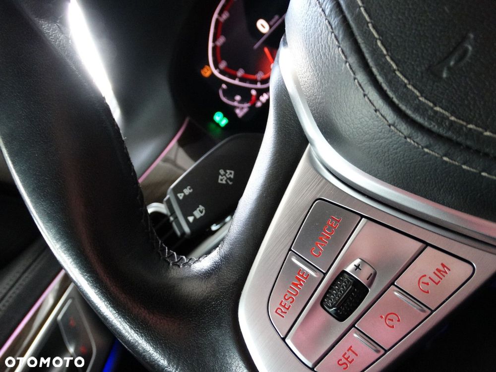 BMW Seria 7 - 18