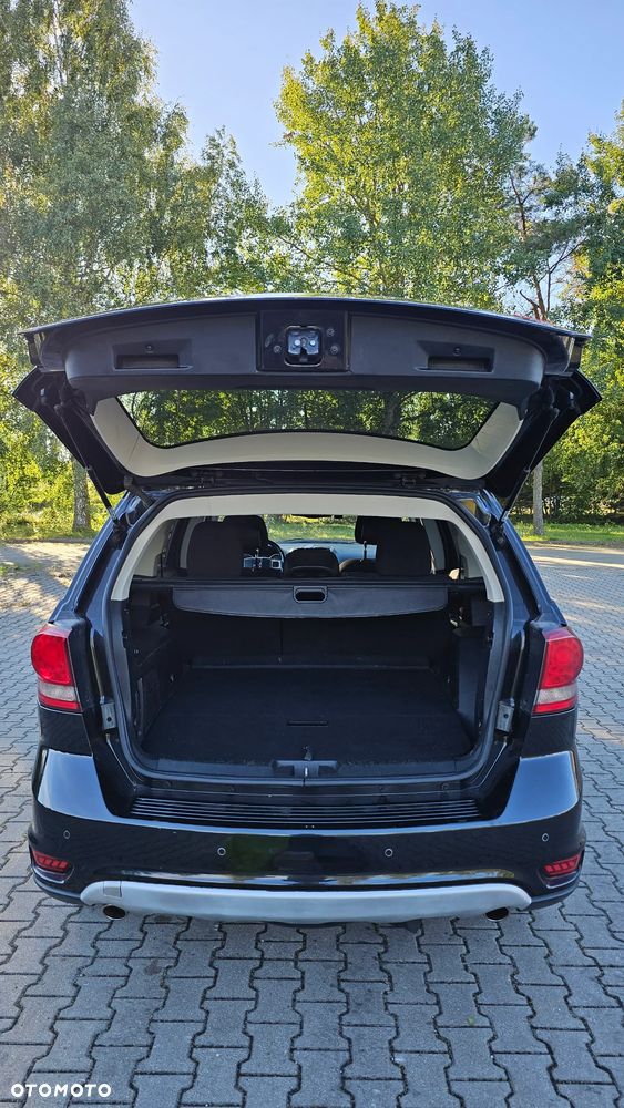 Dodge Journey - 16