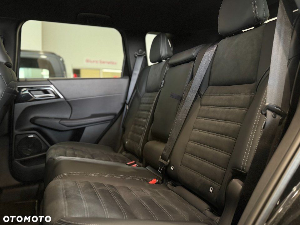 Mitsubishi Outlander - 9