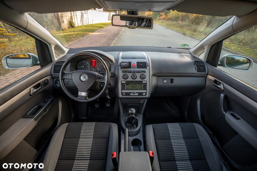 Volkswagen Touran 1.9 TDI United - 32