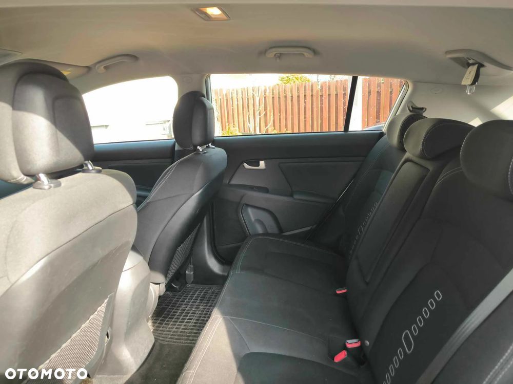 Kia Sportage 2.0 CRDI XL AWD - 9