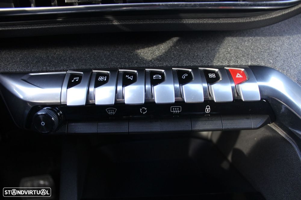 Peugeot 3008 1.5 BlueHDi GT Line EAT8 - 14