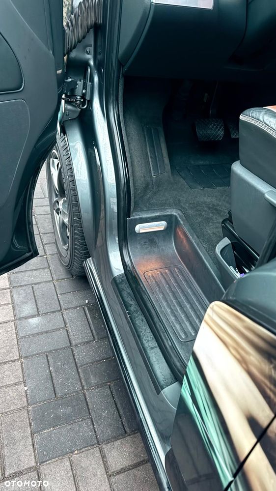 Volkswagen Multivan - 10