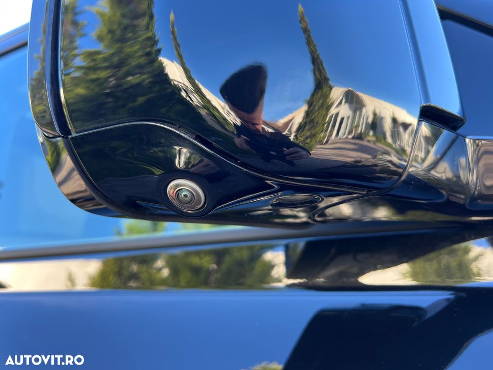 Land Rover Defender 110 3.0D 250 MHEV Hard Top X-Dynamic SE - 22