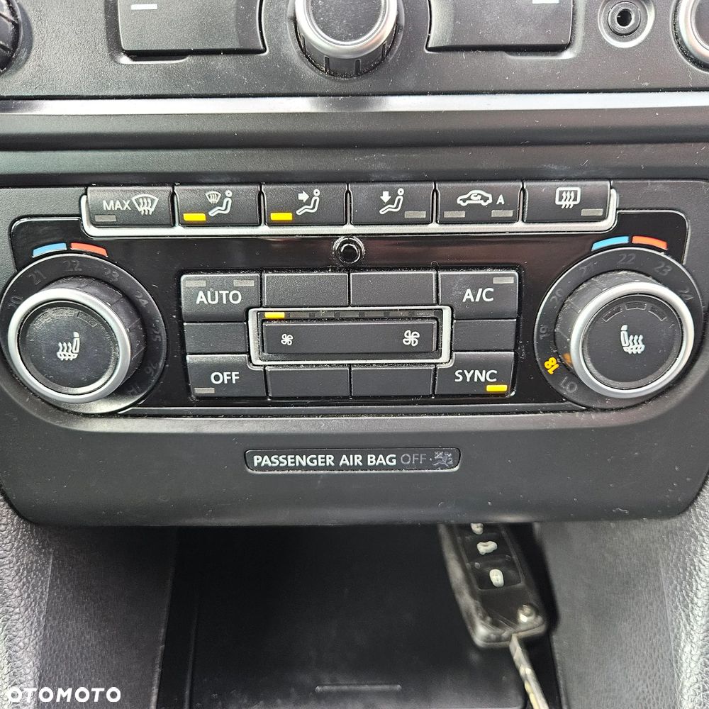 Volkswagen Golf 1.2 TSI BMT Start - 28