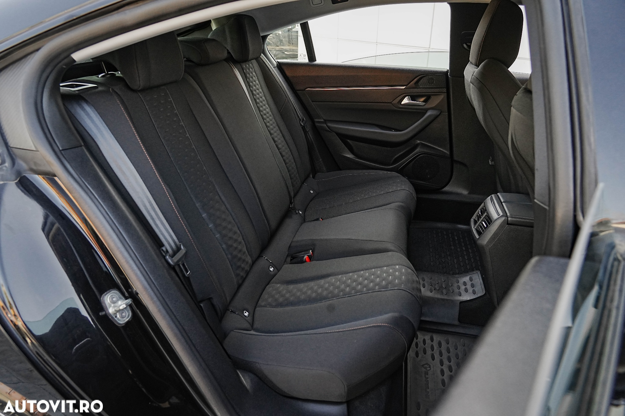 Peugeot 508 1.5 BlueHDI S&S EAT8 Allure Pack - 10