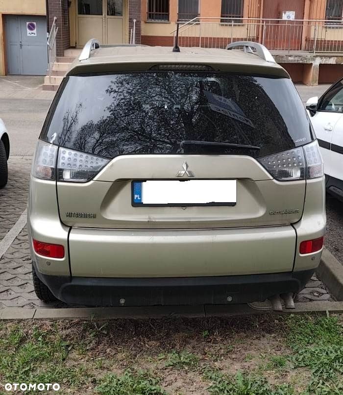 Mitsubishi Outlander 2.0 DID Intense - 4