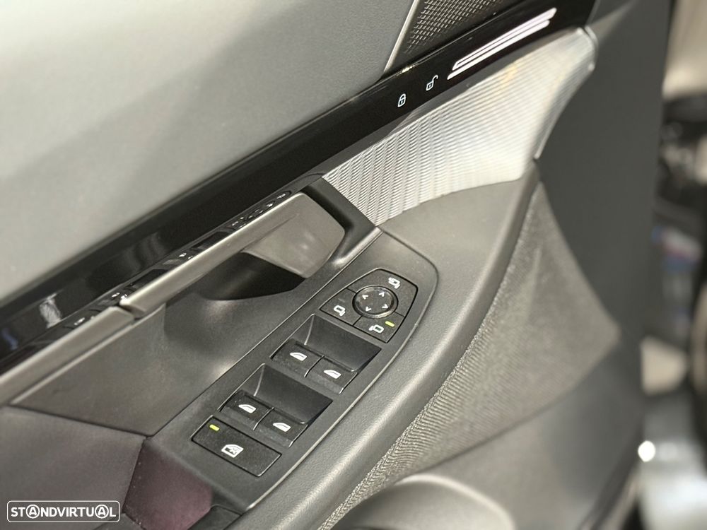 BMW 530 e Pack Desportivo M - 25