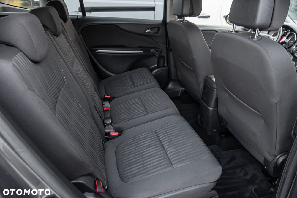 Opel Zafira - 21