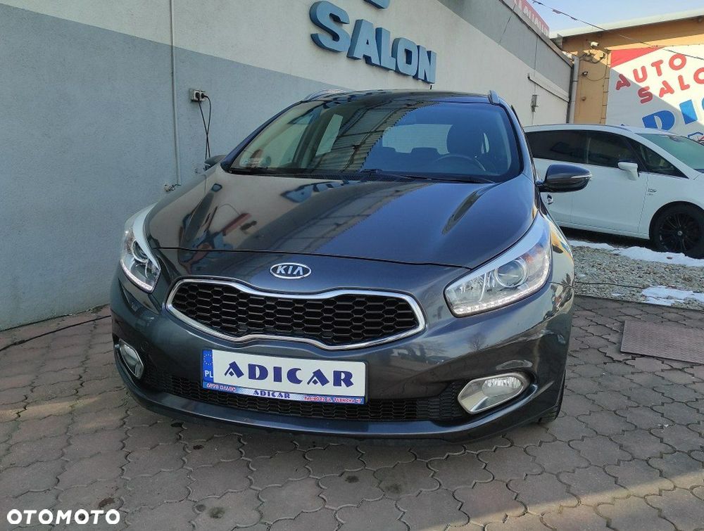Kia Ceed - 9