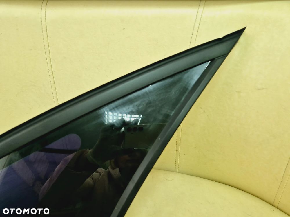 SZYBA BOCZNA KAROSERYJNA TRÓJKĄT TYŁ TYLNA PRAWA OPEL VECTRA C HB HATCHBACK 24445122 - 4