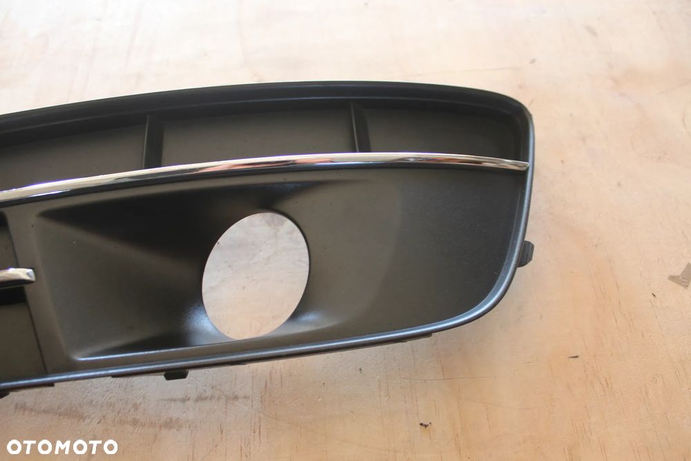 KRATKA ZDERZAKA PRAWA AUDI A7 C7 4G8807682J 2015 - 5