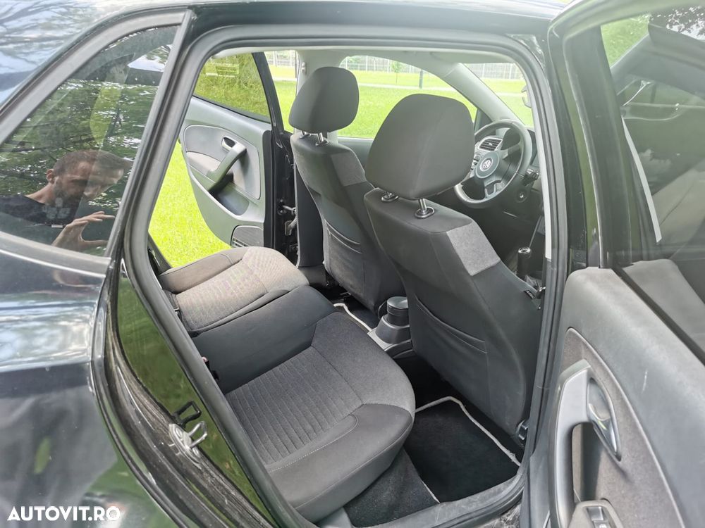 Volkswagen Polo - 8