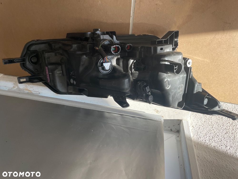 Nissan QASHQAI  II J11 Liftlampa lewa reflektor cał - 9