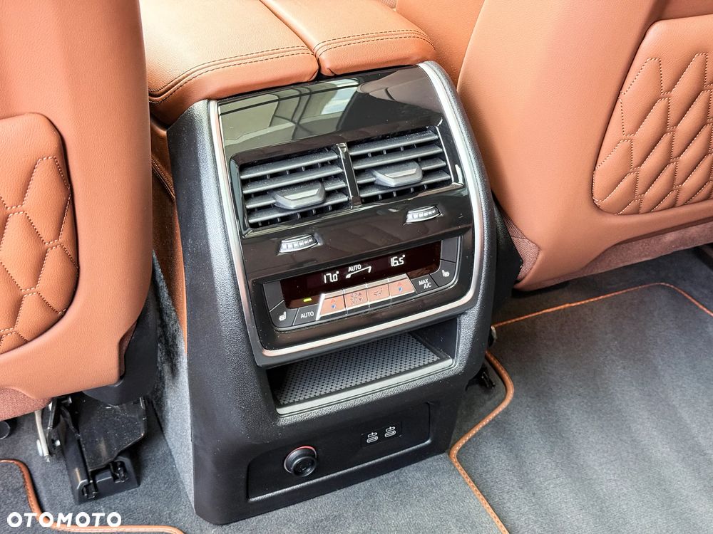 BMW X7 xDrive40d mHEV sport - 34