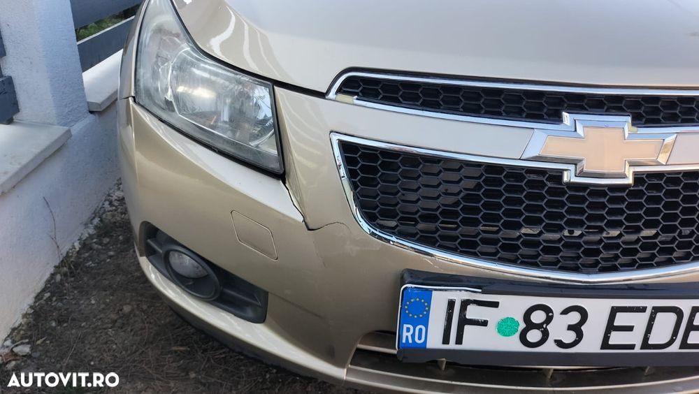 Chevrolet Cruze 1.8 Ecotec LT+ - 8