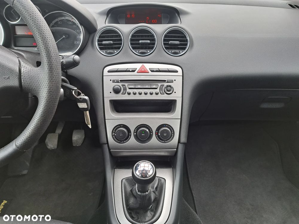 Peugeot 308 - 24