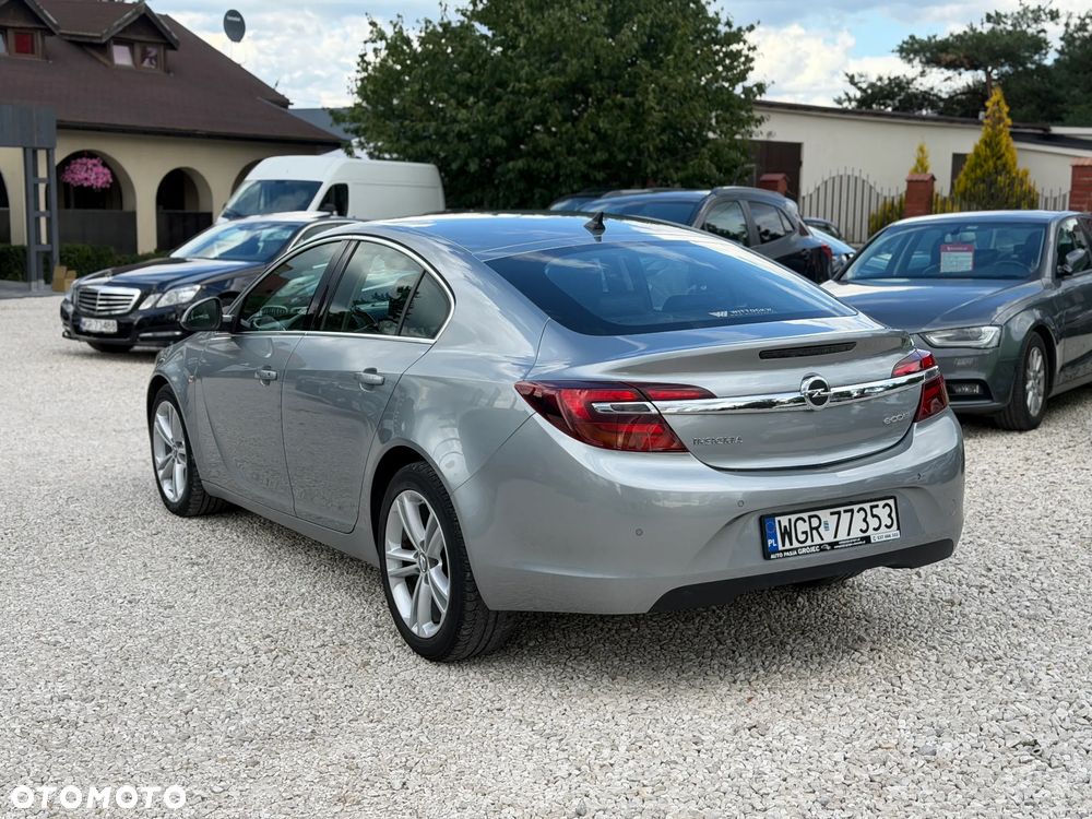 Opel Insignia 2.0 CDTI Cosmo ecoFLEX S&S - 11