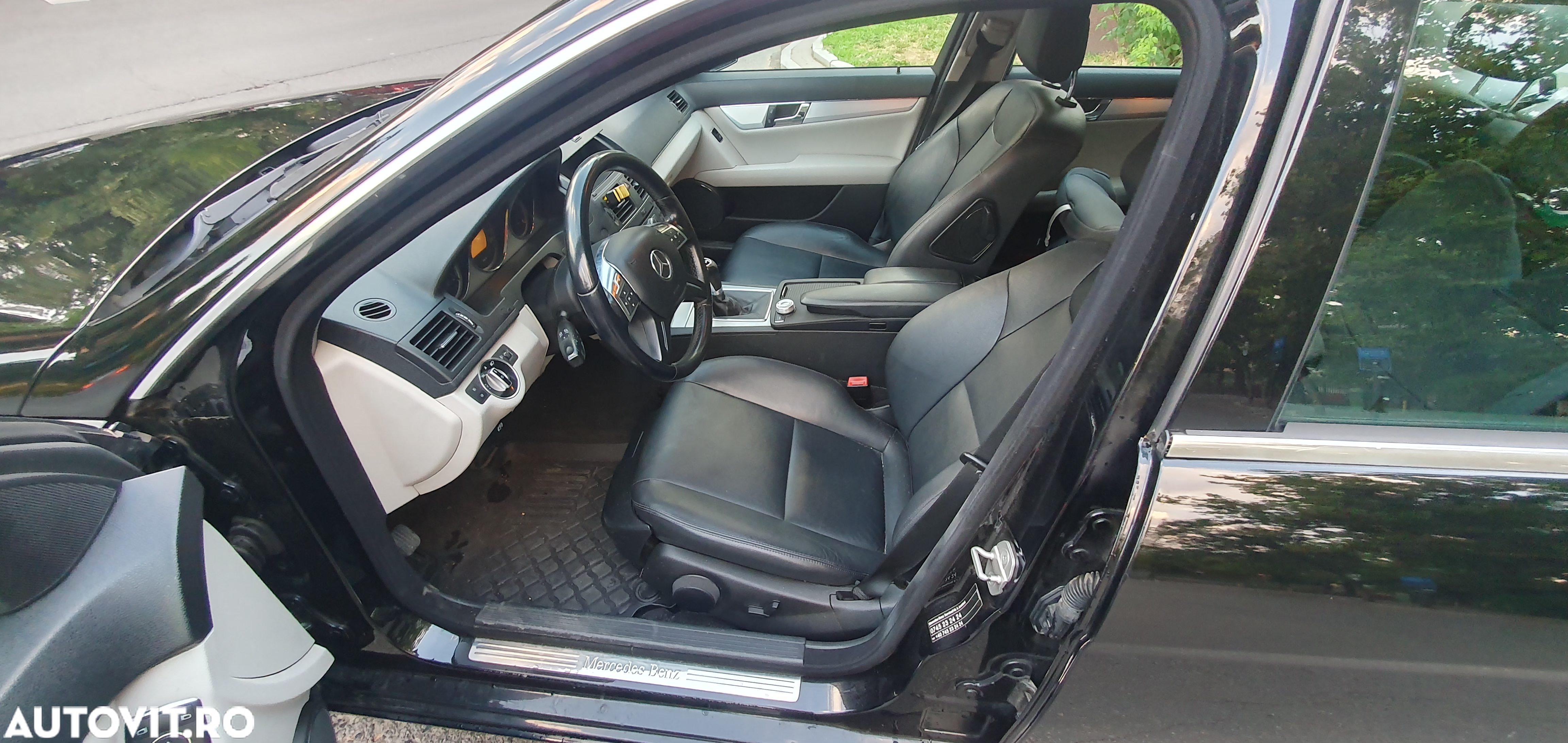 Mercedes-Benz C 180 CGI BlueEFFICIENCY - 5