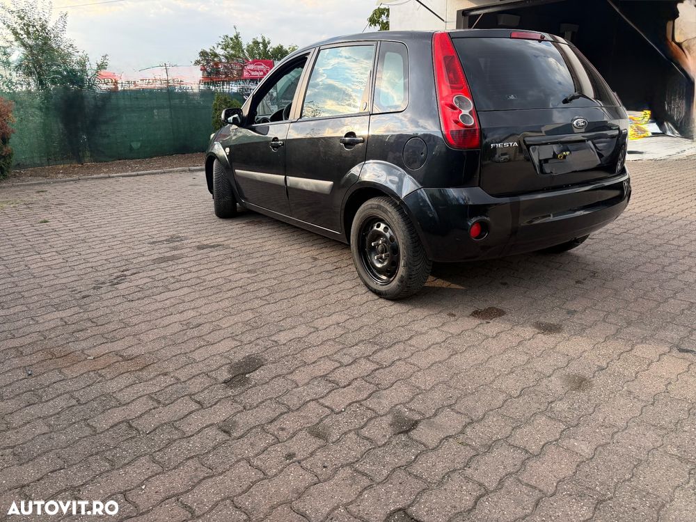 Ford Fiesta 1.4 TDCI Ghia - 5