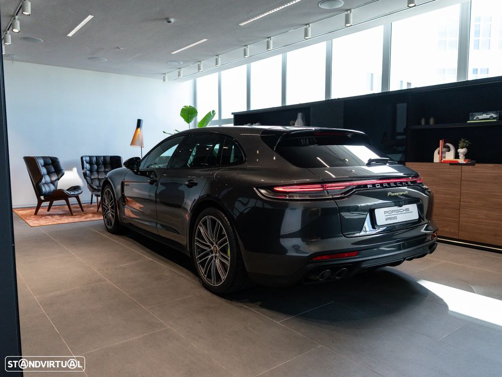Porsche Panamera Sport Turismo 4 E-Hybrid Platinum Edition PDLS - 9