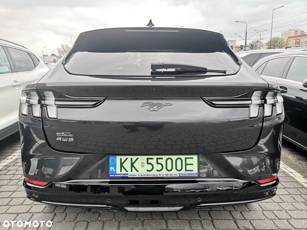 Ford Mustang Mach-E AWD - 4