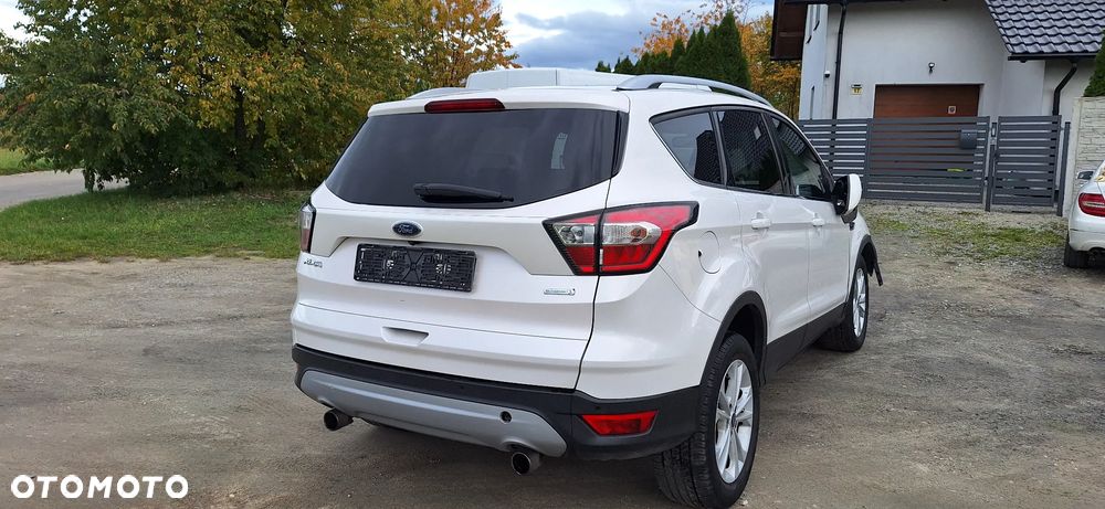 Ford Kuga 1.5 EcoBoost 2x4 Titanium - 13