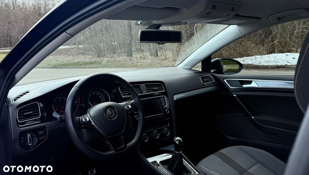 Volkswagen Golf 1.2 TSI BlueMotion Technology Comfortline - 10