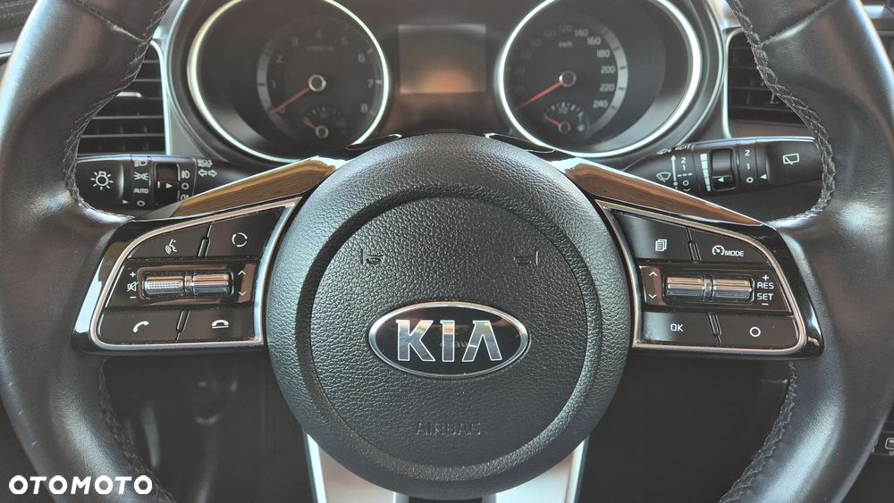 Kia Ceed 1.4 L Business Line - 11