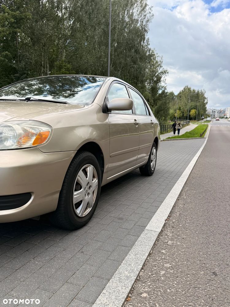 Toyota Corolla - 6