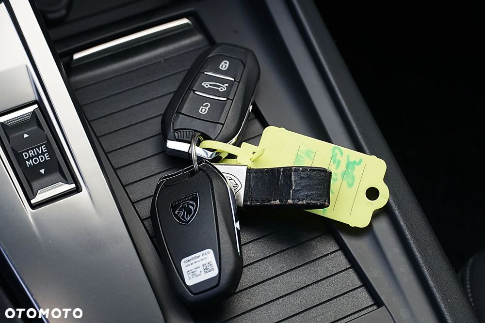 Peugeot 308 BlueHDi FAP 130 EAT8 Stop & Start GT - 21